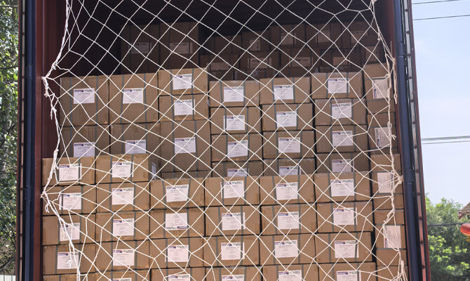 Container hanging safety net