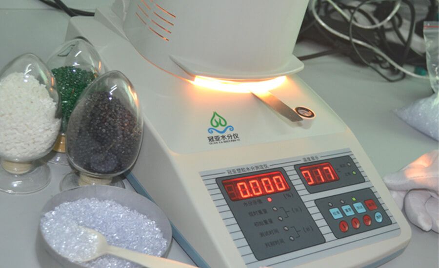 Raw material particle detection
